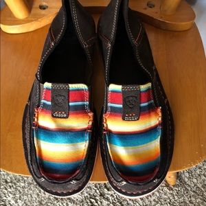 Ariat Cruiser 7.5 Chocolate Brown Serape Print